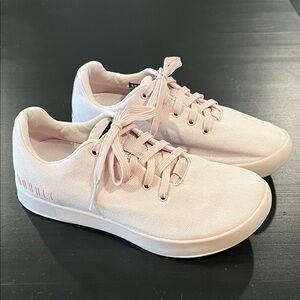 EUC NOBULL Women's canvas Light Pink Shoes